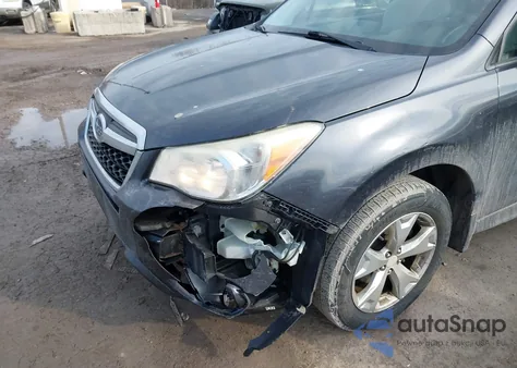 2014 Subaru Forester 2.5I Premium z USA, uszkodzony, nr VIN JF2SJAEC8EH511058